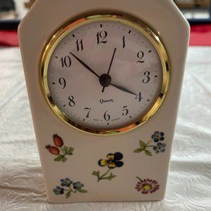 New Vintage (1980s) Villeroy and Boch "Petite Fleur" Porcelain Clock